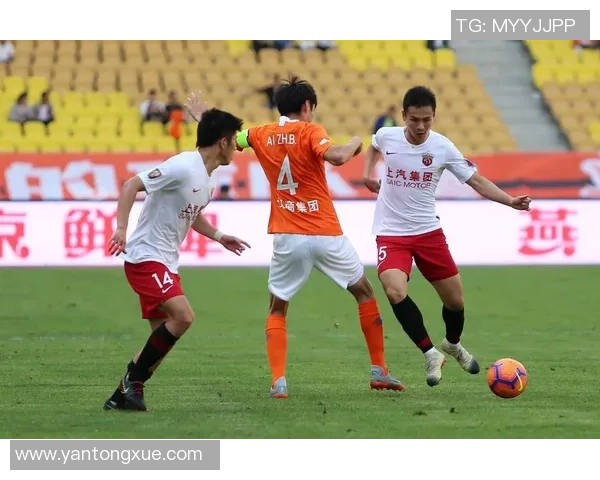 足协杯精彩对决武汉卓尔迎战上港直播全程回顾与赛后分析